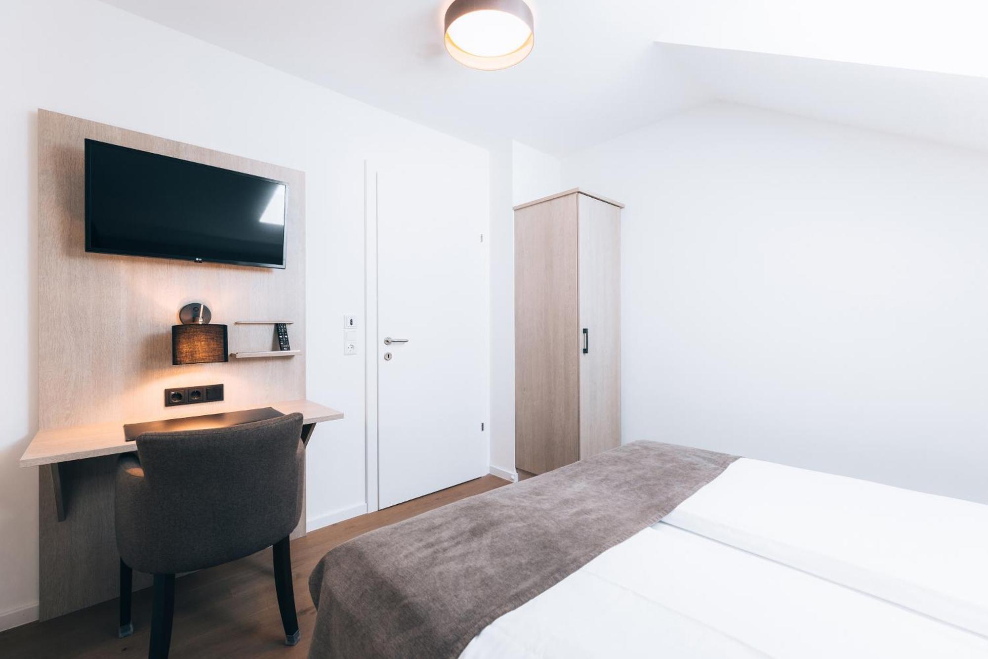 Hotel Das Essigmanngut Аниф Екстериор снимка
